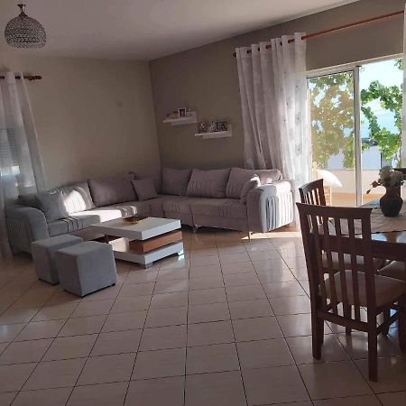 ساراندا White Panorama Apartment المظهر الخارجي الصورة