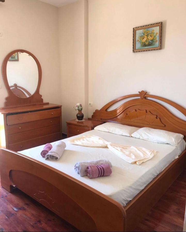 ساراندا White Panorama Apartment المظهر الخارجي الصورة